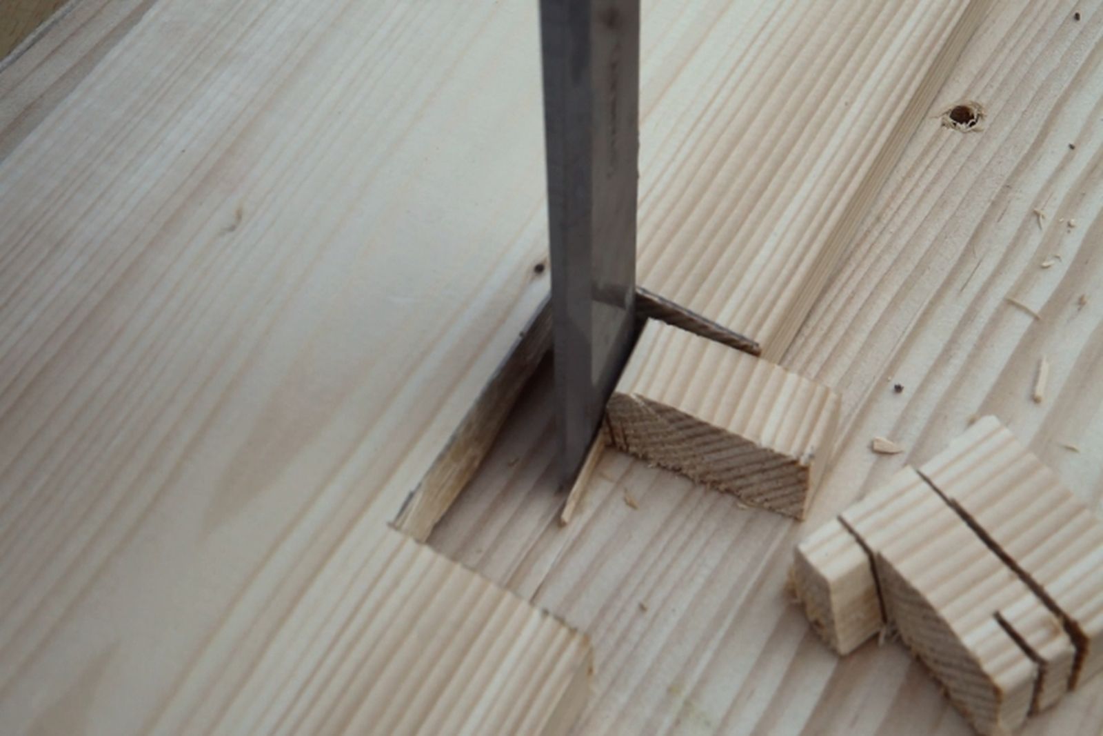 Cómo hacer cajeados en madera paso 3 Cómo hacer cajeados en madera paso 3