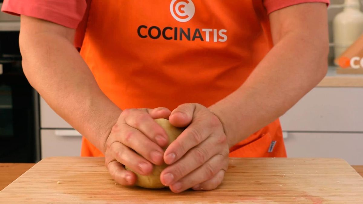 Receta de masa de empanadillas casera   paso 3