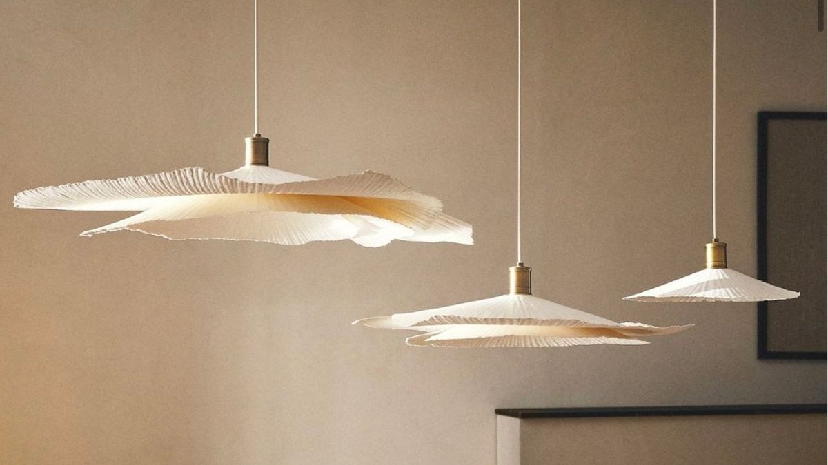 Tres lámparas de techo