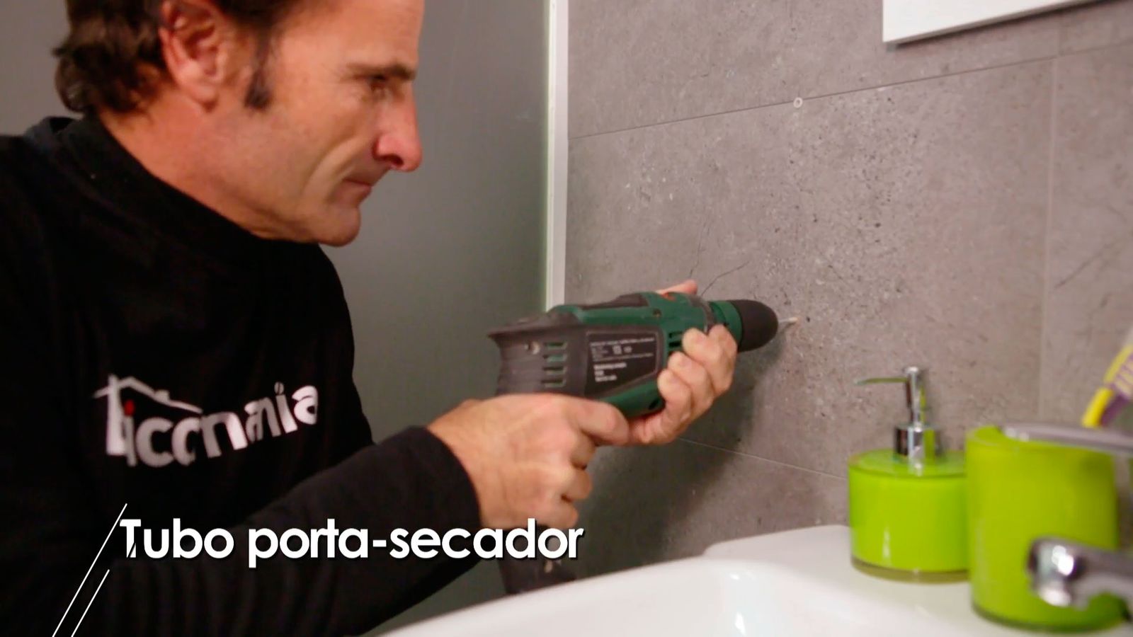 Hacer un porta secador con un tubo paso 3 Hacer un porta secador con un tubo paso 3