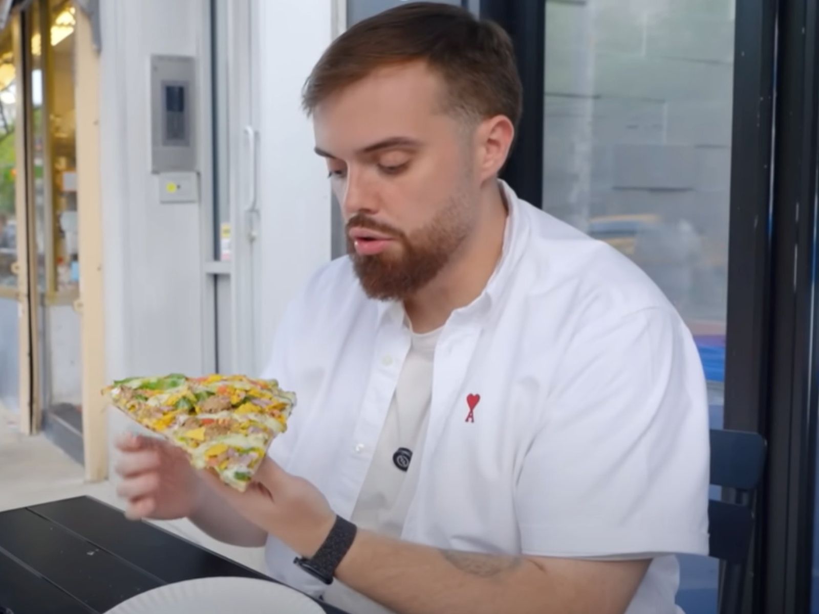 Ibai, a punto de probar una pizza que ofenderá a italianos y mexicanos Ibai, a punto de probar una pizza que ofenderá a italianos y mexicanos