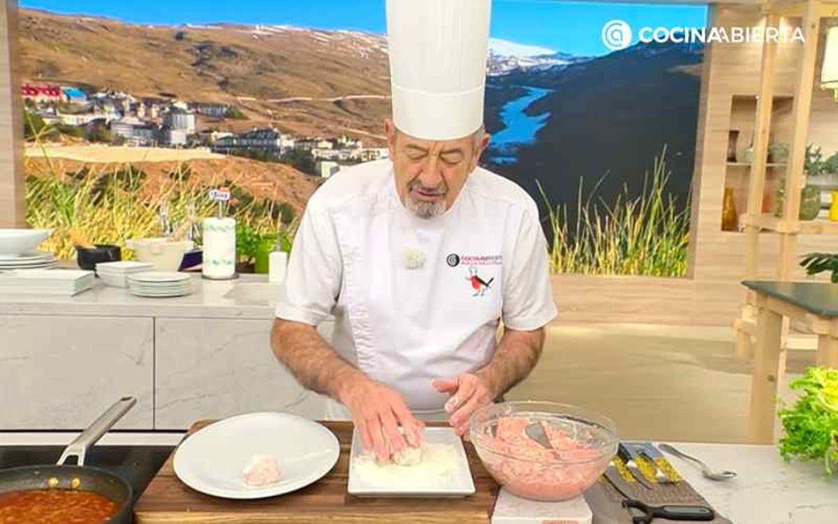 Dale forma a las albóndigas