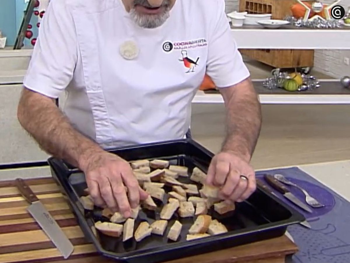 Colocamos el pan en la bandeja del horno