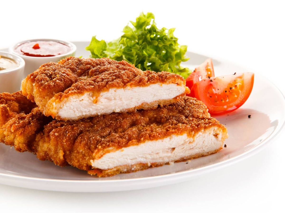 Unas pechugas de pollo perfectas quedarán crujientes por fuera y tiernas por dentro.