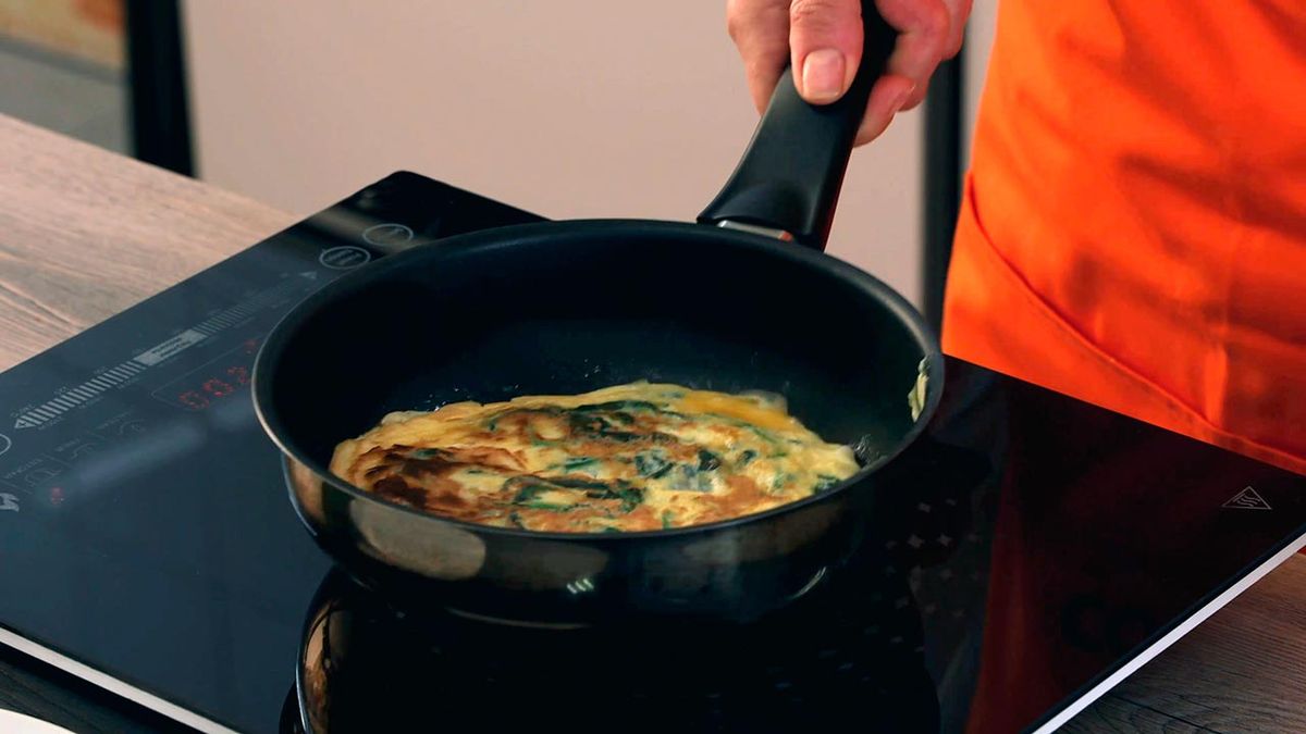Receta de tortillas francesas de verduras (con espinacas, remolacha y espárragos)  paso 4