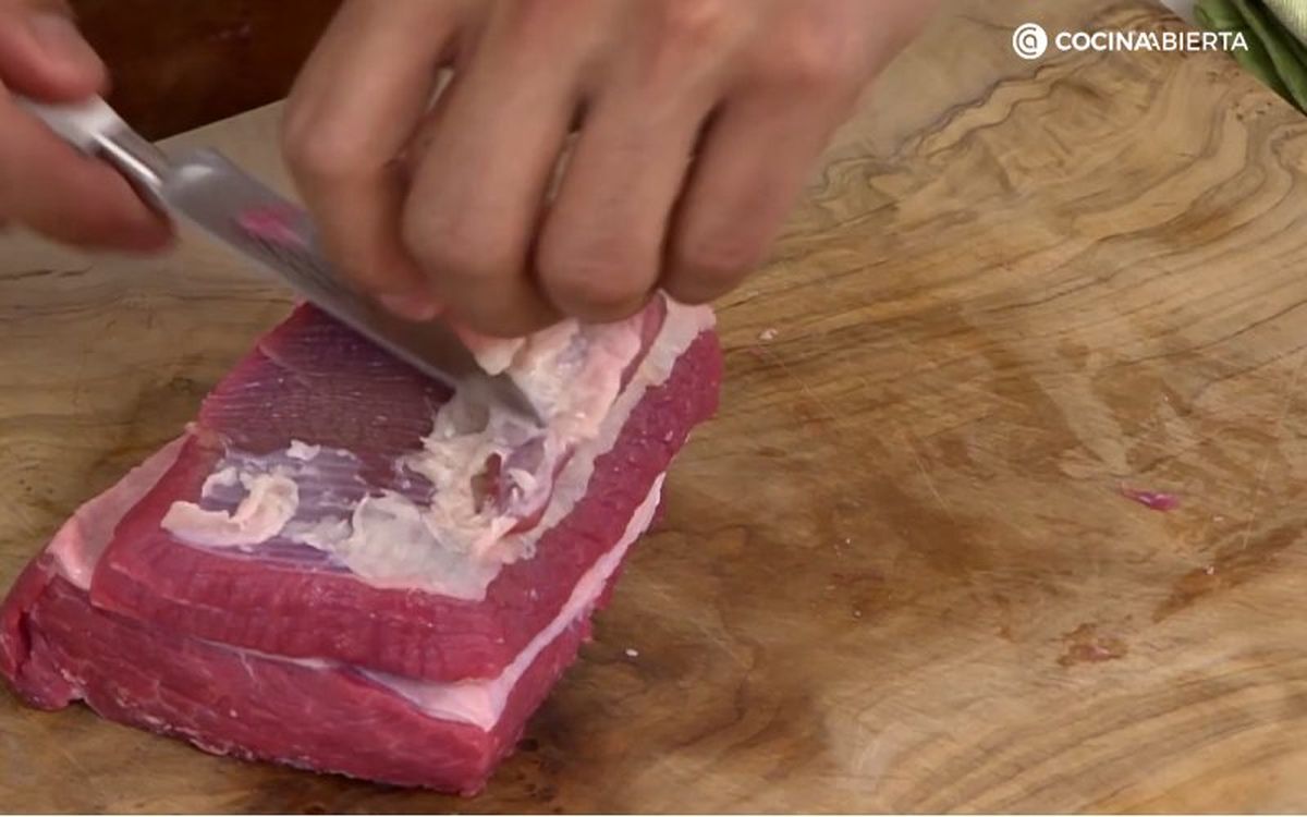 Limpia completamente la falda de ternera