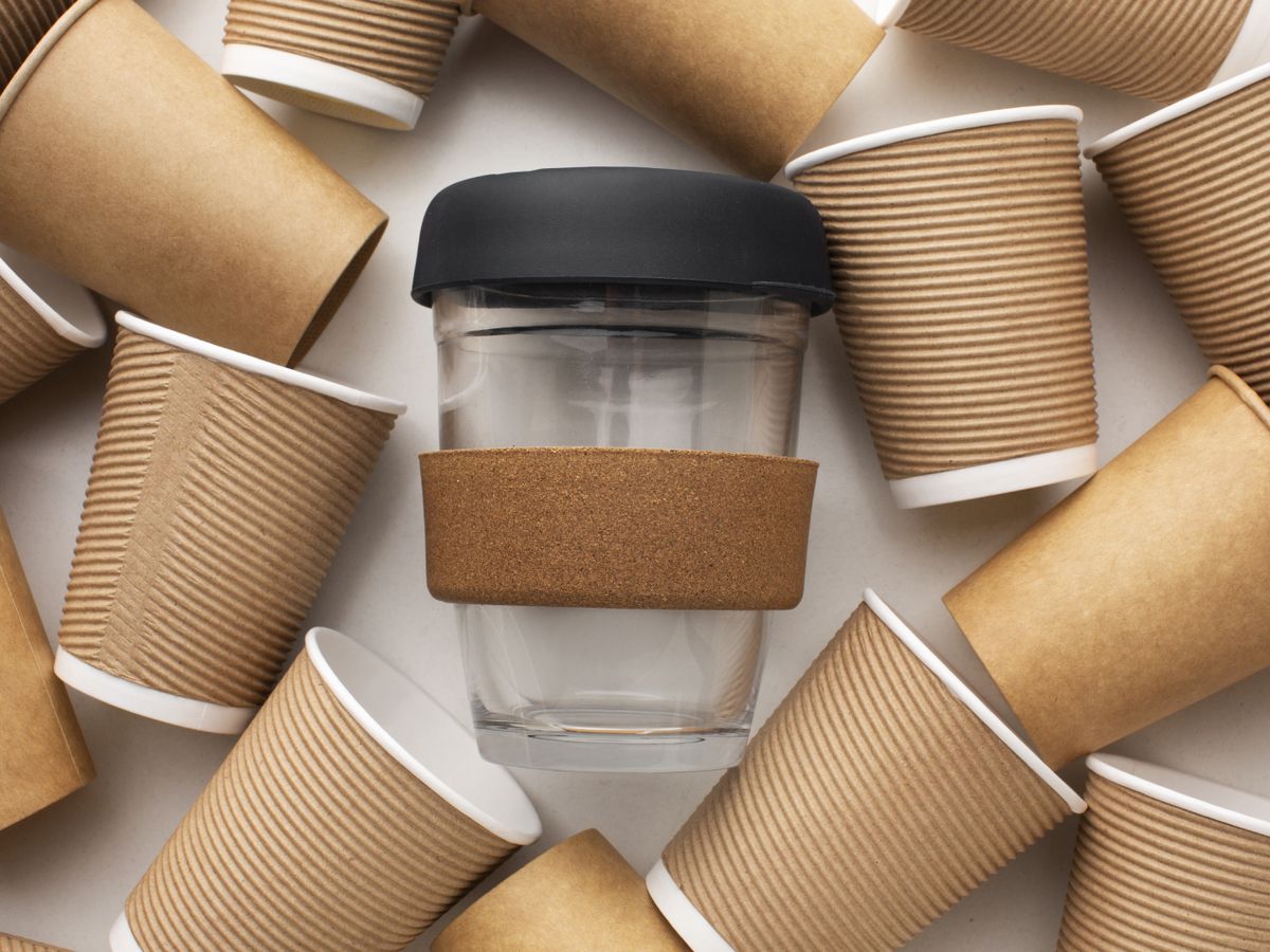 Los envases de cartón encerado o plástico no apto pueden liberar sustancias tóxicas al congelarse.