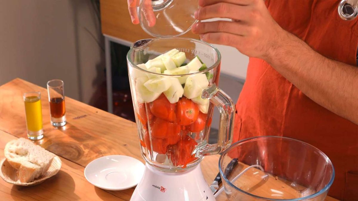 gazpacho andaluz   Paso 2