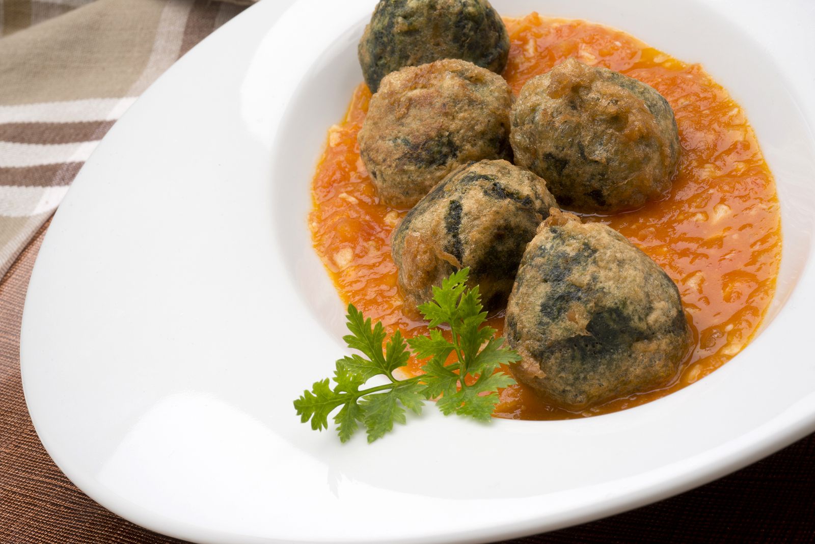 5832 1 albondigas de espinacas queso y pinones 1217 xl 5832 1 albondigas de espinacas queso y pinones 1217 xl