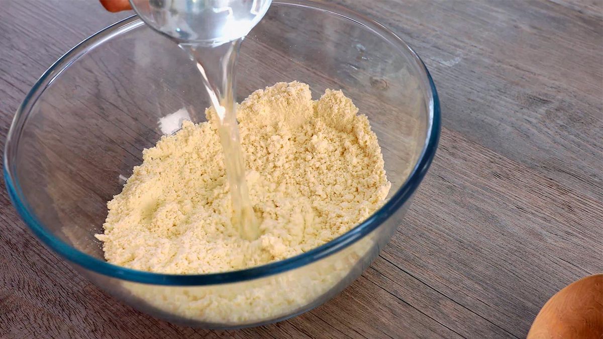 Receta de totopos caseros con guacamole  paso 2