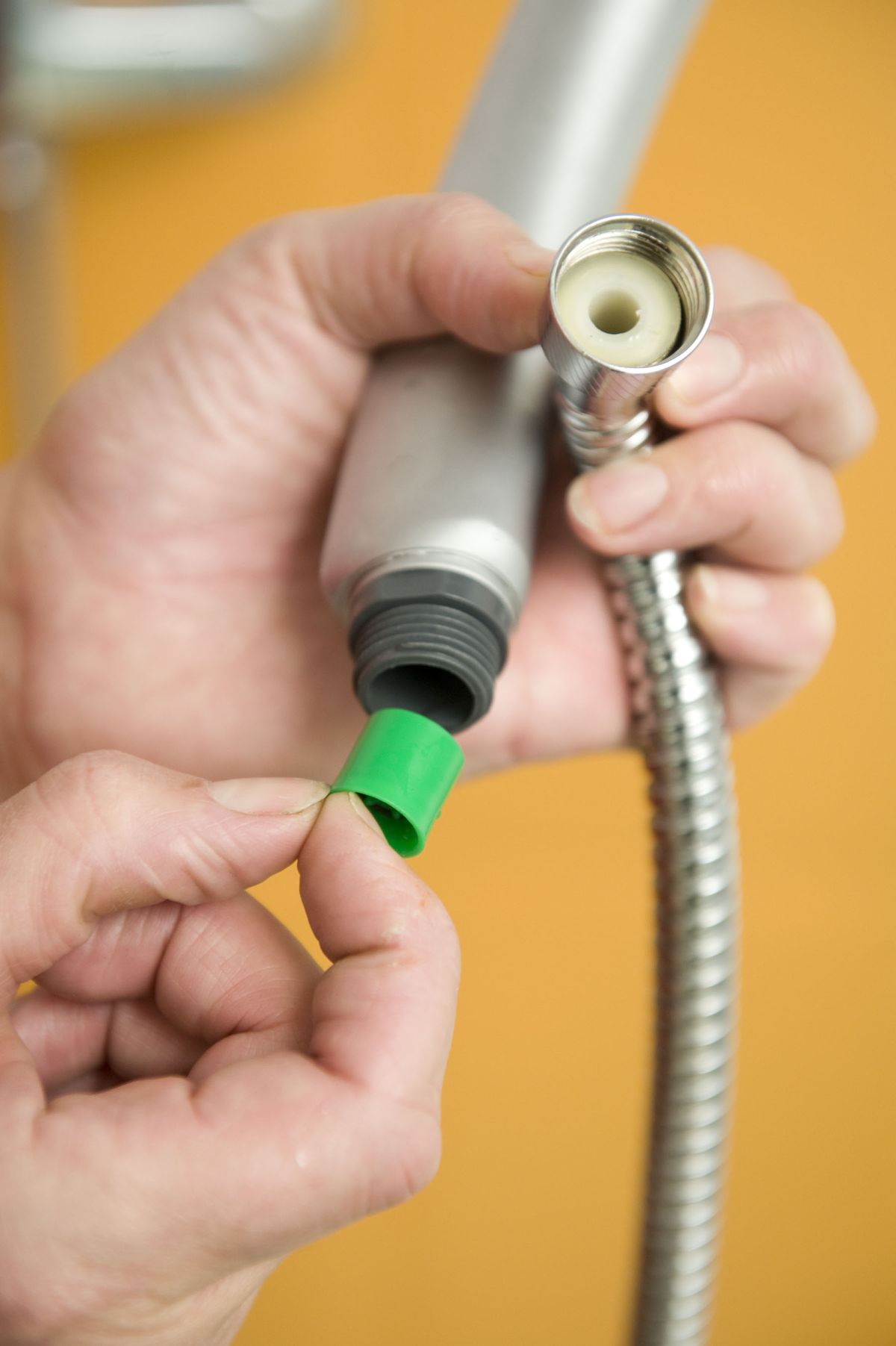 Ahorro agua ducha: Cambiar mango paso 7