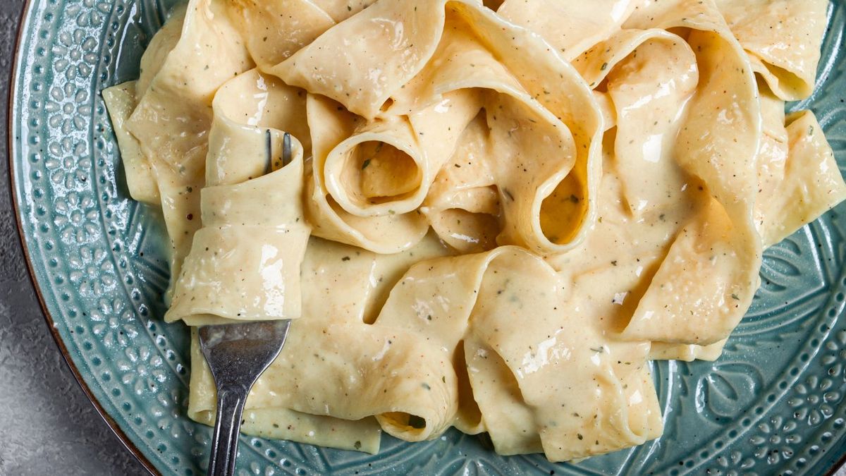 Pasta italiana con salsa cremosa