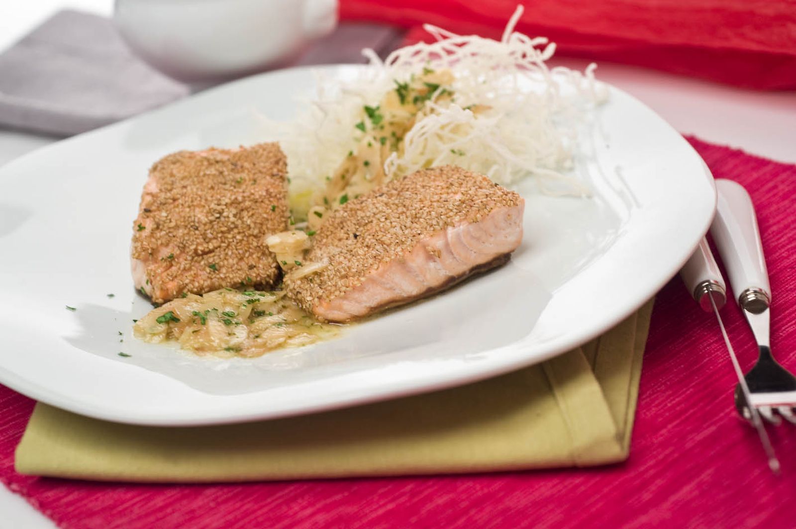 salmon con salsa de almendras xl