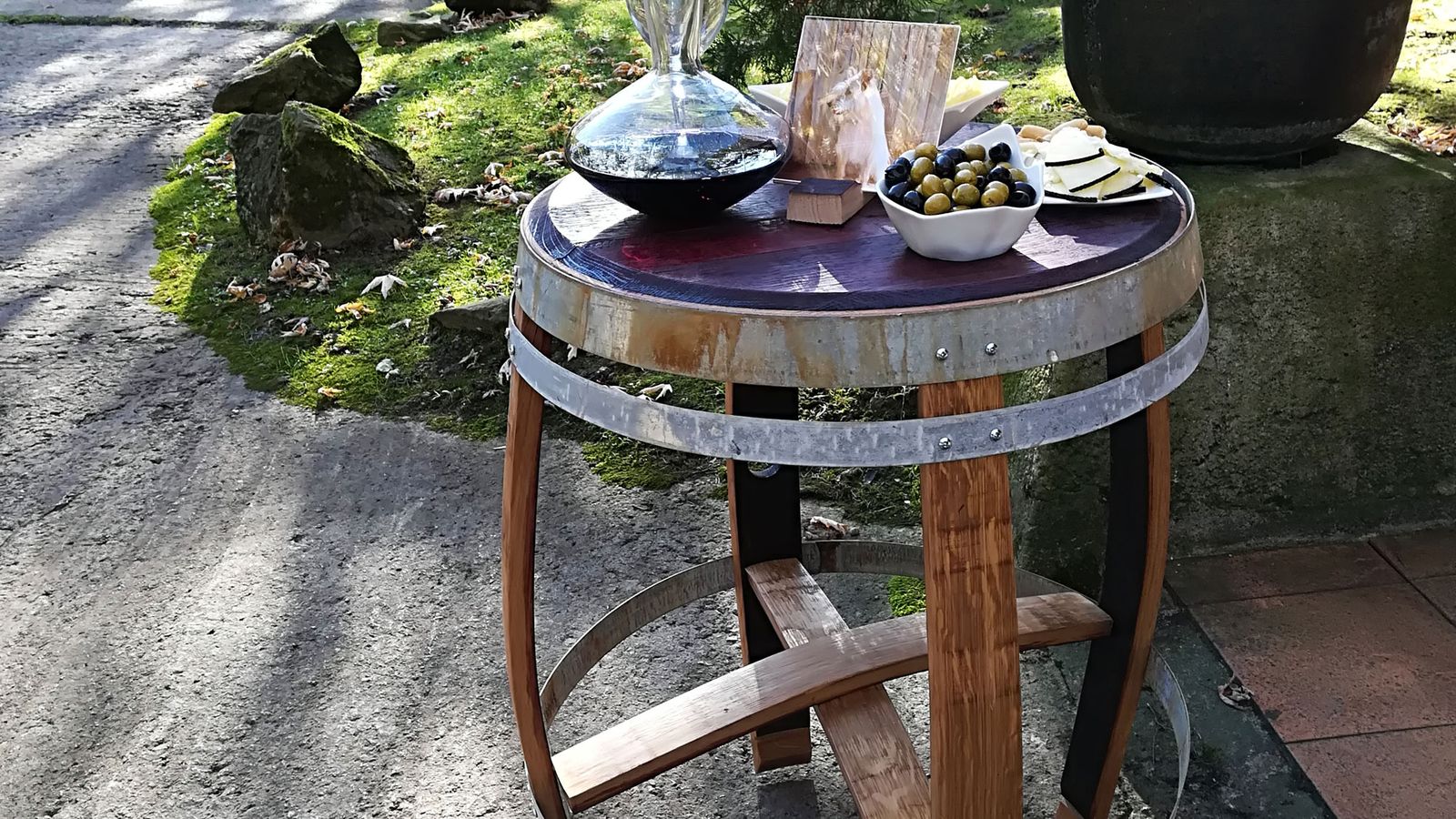 Cómo hacer una mesa con una barrica Cómo hacer una mesa con una barrica