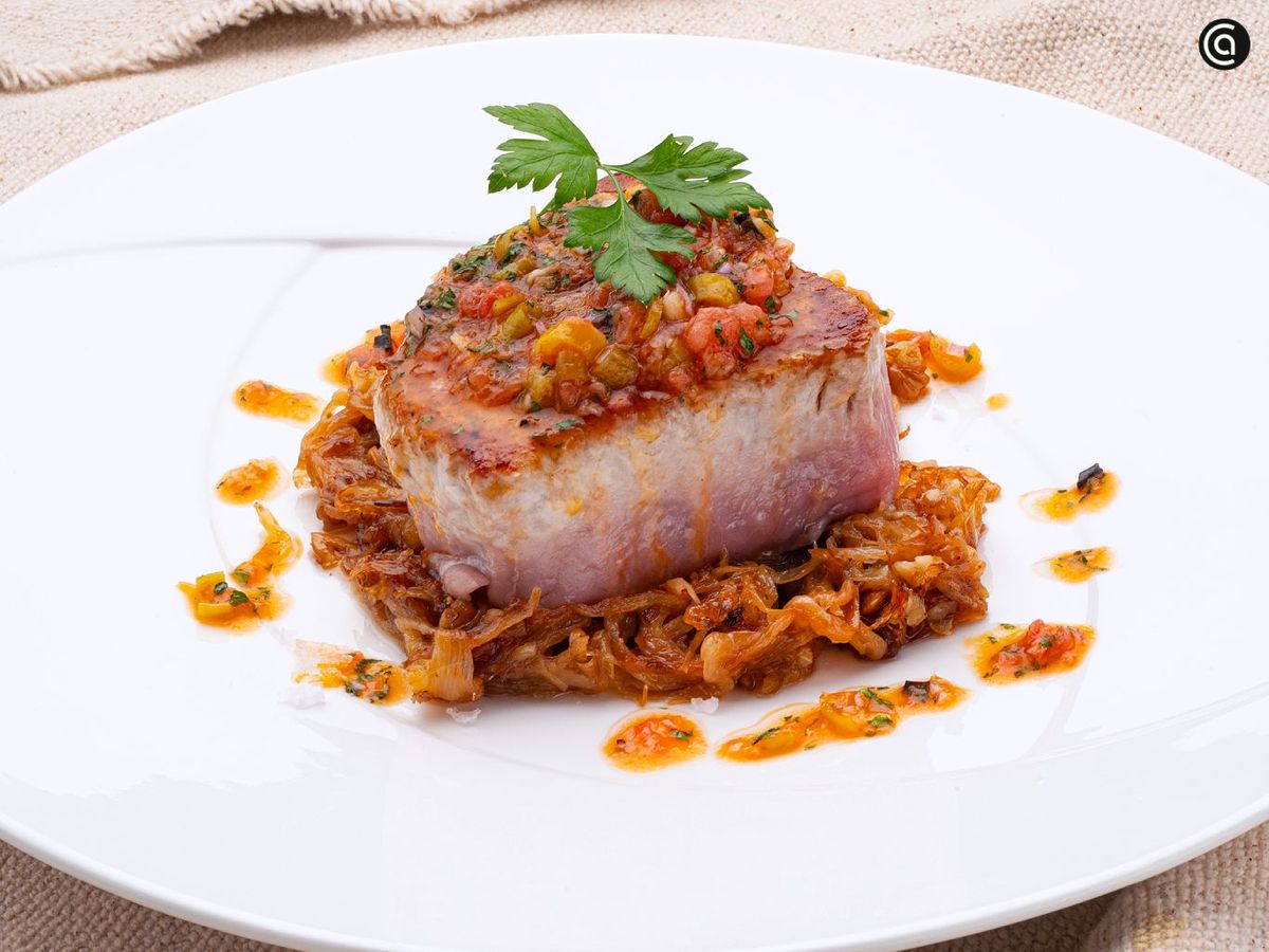 Bonito con compota de cebolla de Joseba Arguiñano