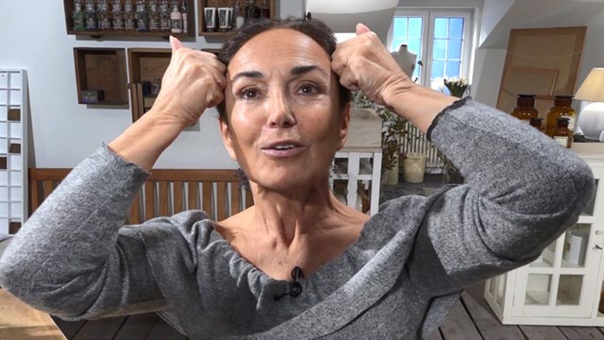 8 ejercicios de yoga facial maxi ejercicio1