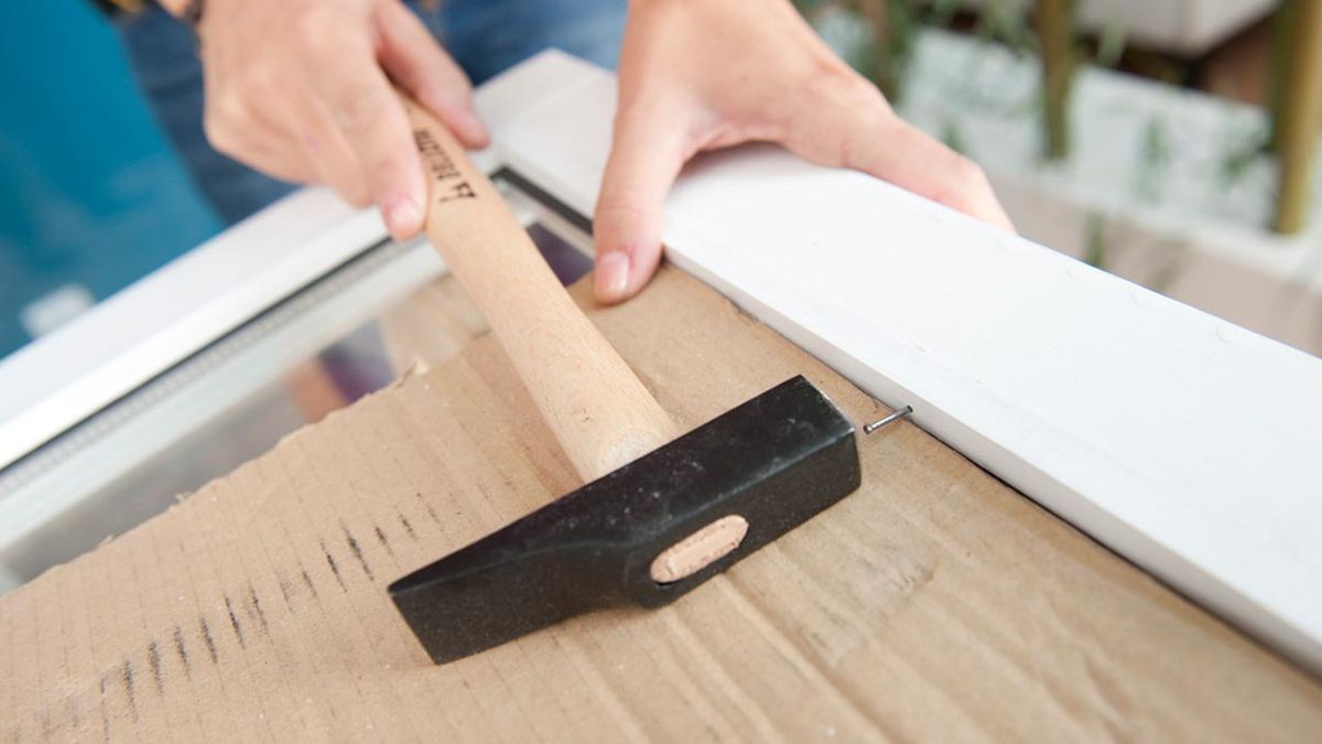 Bricomania 670 Cambiar cristal de ventana p6