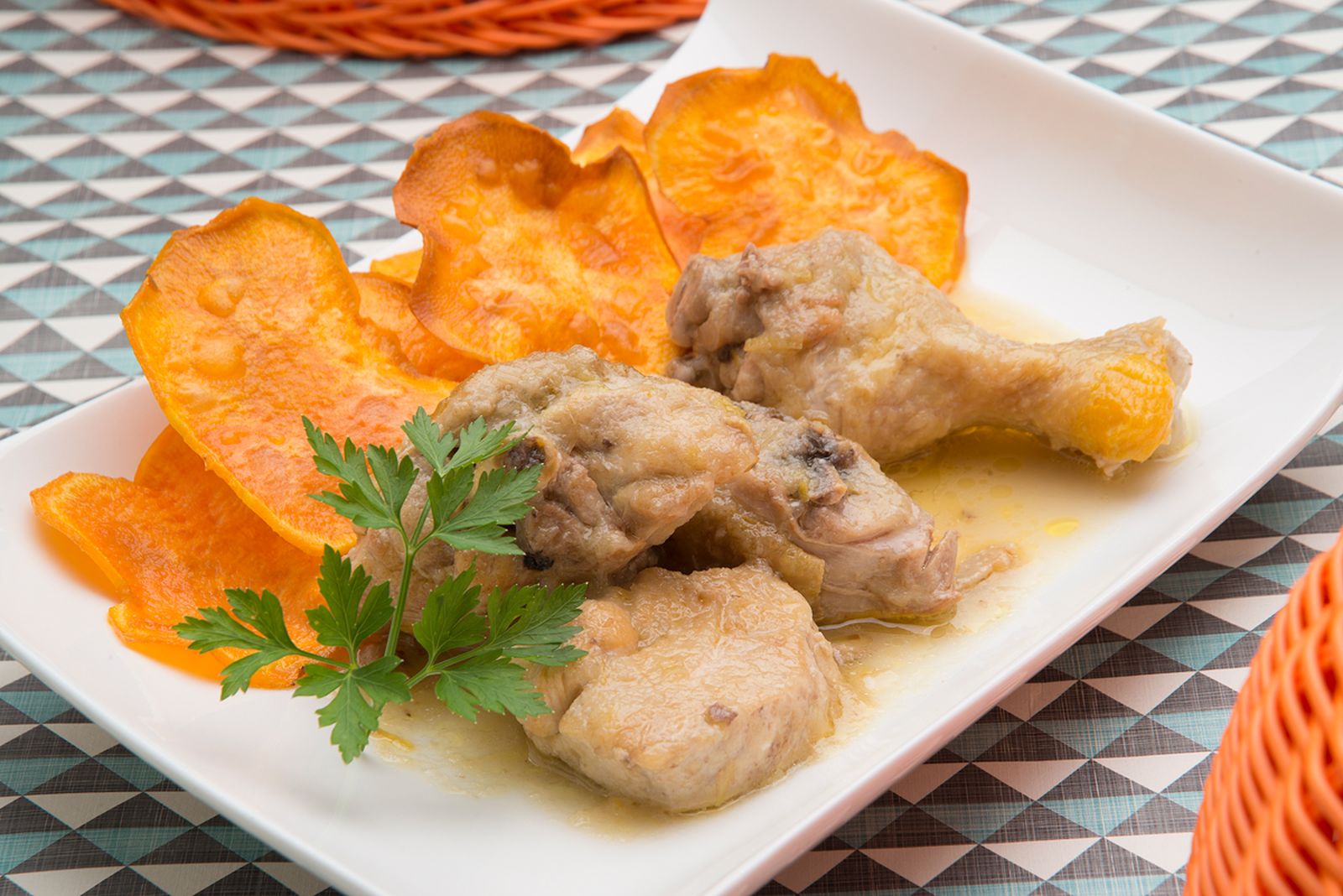 5429 1 Pollo guisado con chips de boniato (814) xl