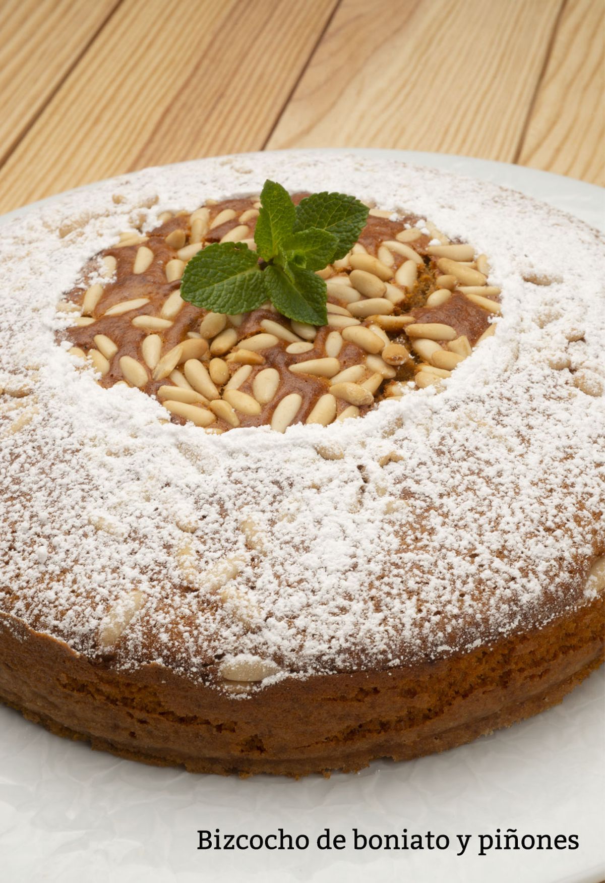 bizcocho de bonitato y piñones v