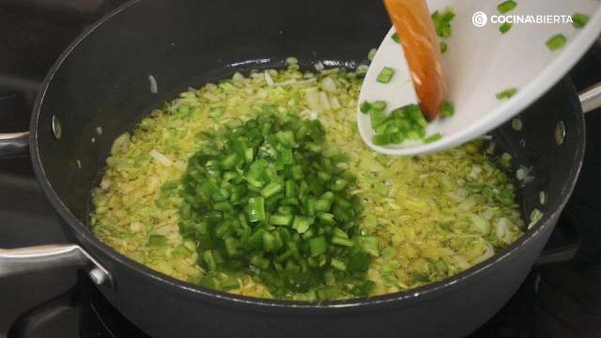 Gallina blanca potaje semana santa garbanzos bacalao espinacas paso 2