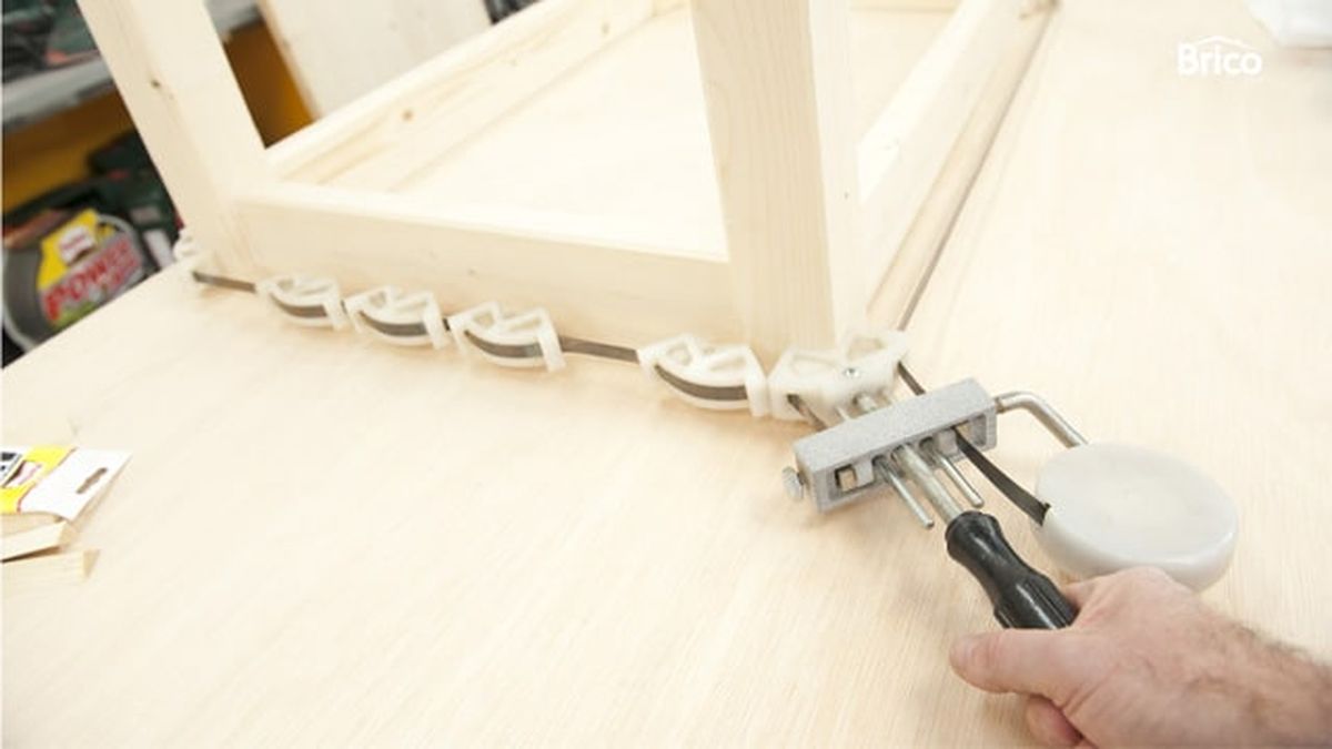 brico 0606 construccion mesa basica paso 10