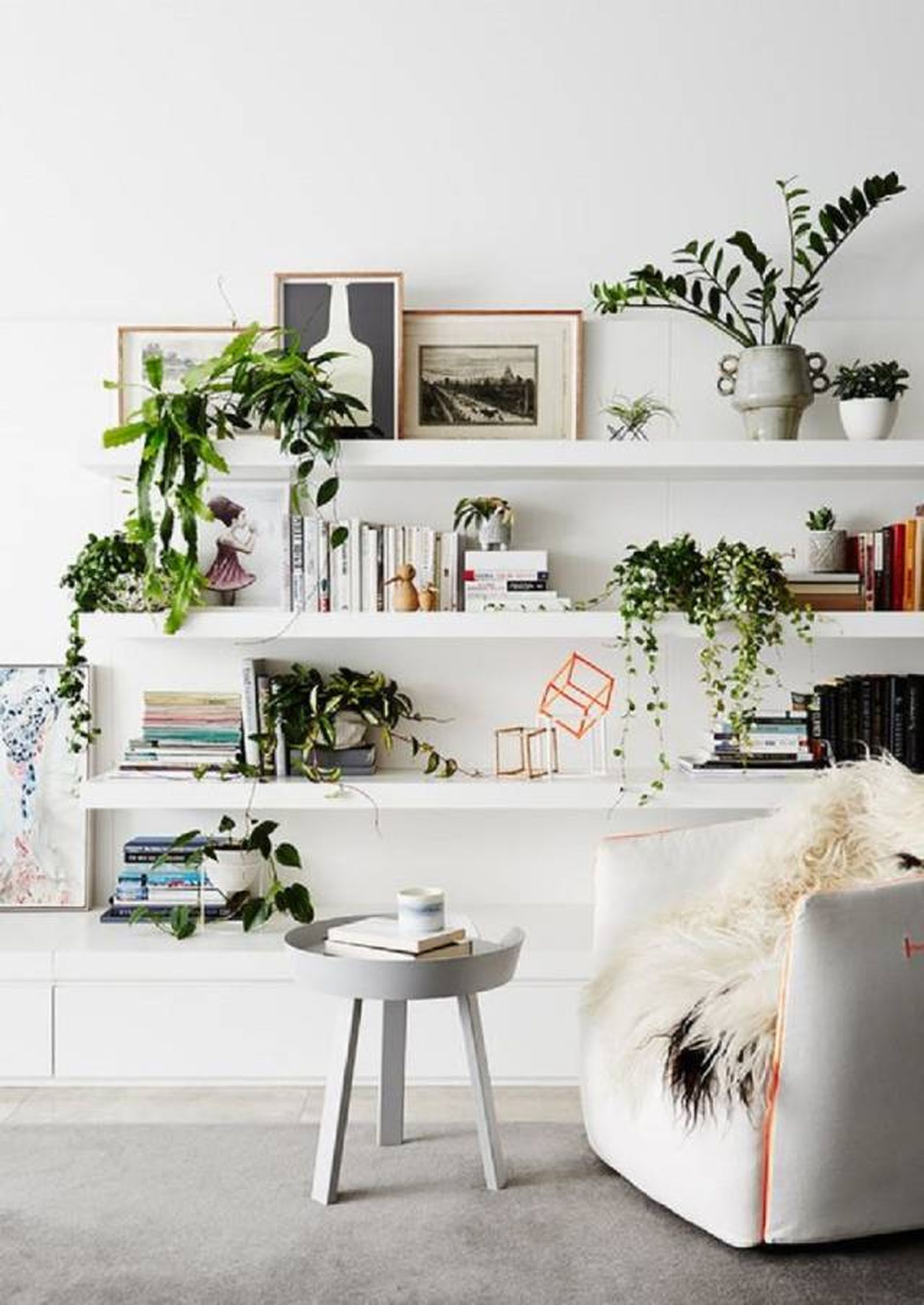 Cómo decorar estanterías con estilo 10