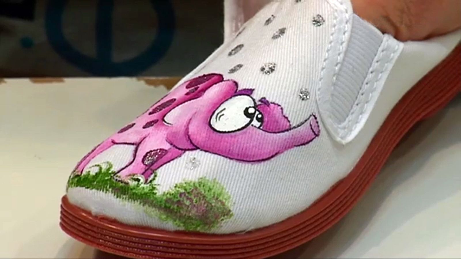 pintar zapatillas tela
