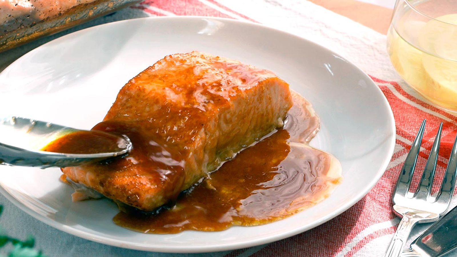 Recopilatorio de salsas fáciles para acompañar platos de pescado salsa teriyaki Recopilatorio de salsas fáciles para acompañar platos de pescado salsa teriyaki