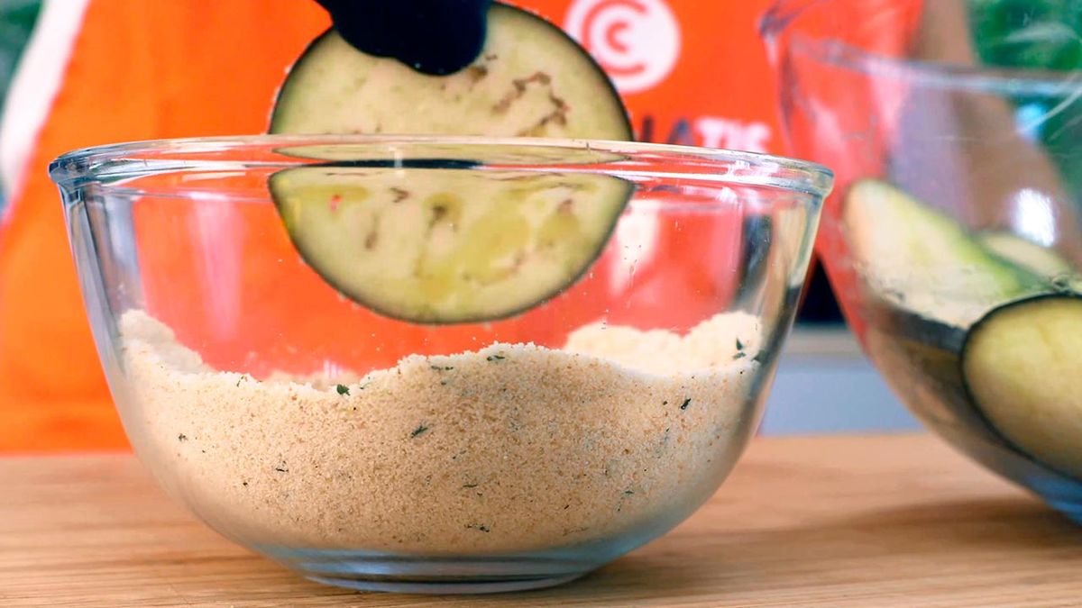 Receta de berenjena crujiente ¡al horno! (chips de berenjena)  paso 3