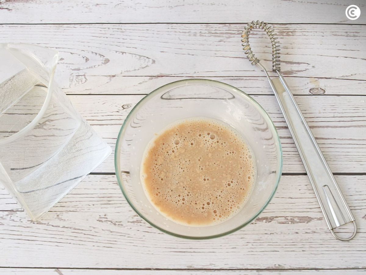 Activar la levadura seca de panadería para el pan sin gluten