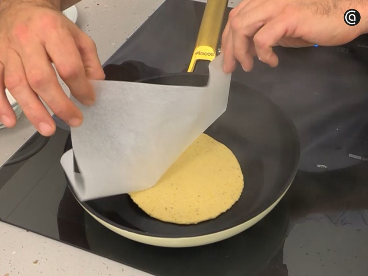 Las tortitas se doran en una sartén bien caliente y sin aceite.