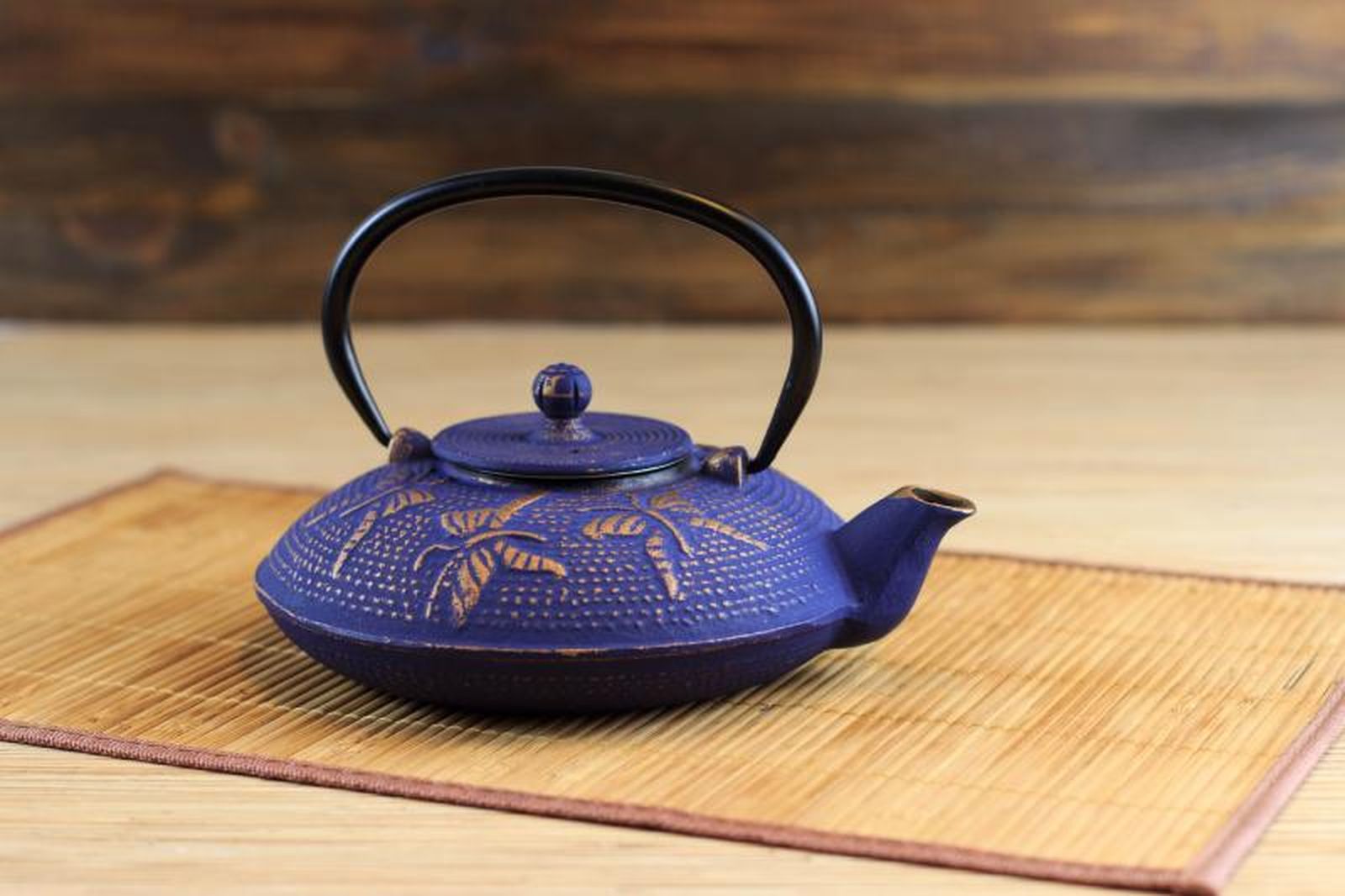 Tetera de hierro fundido japonesa o Tetsubin Tetera de hierro fundido japonesa o Tetsubin