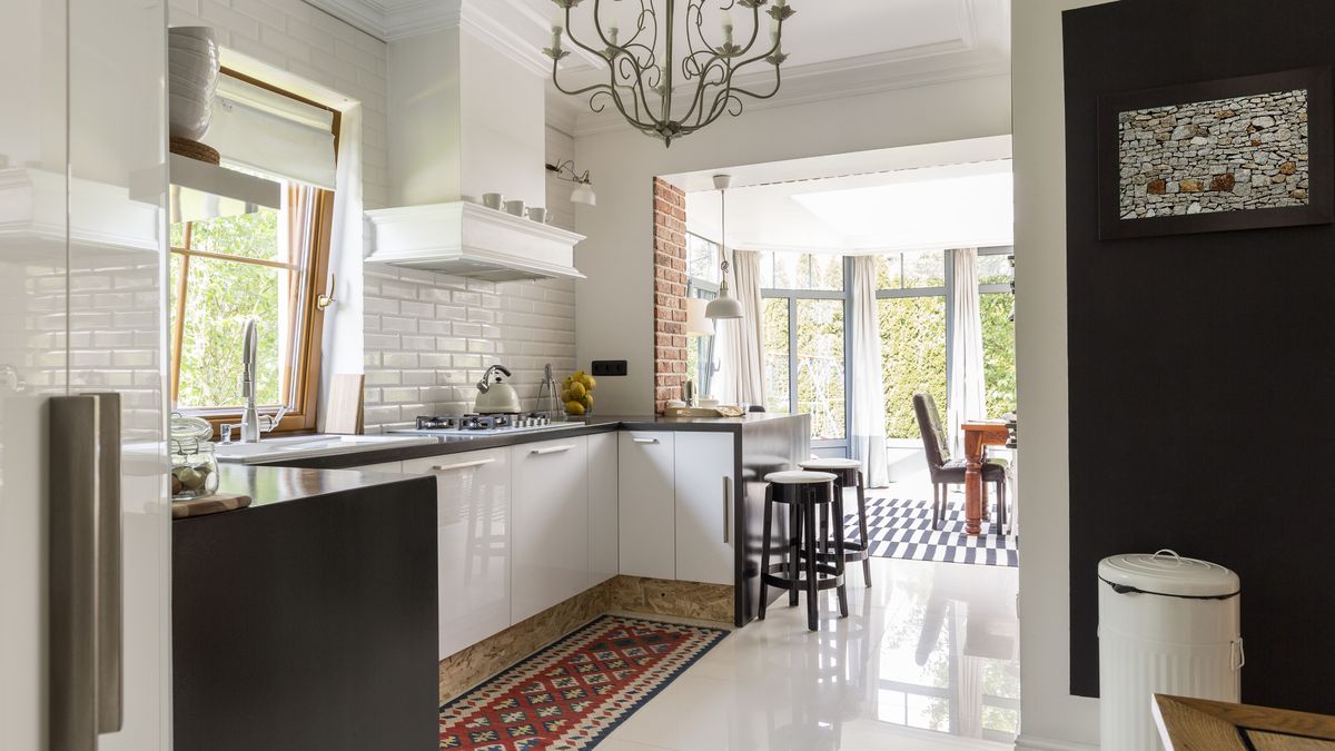 Renovar los accesorios es una forma fácil de cambiar tu cocina