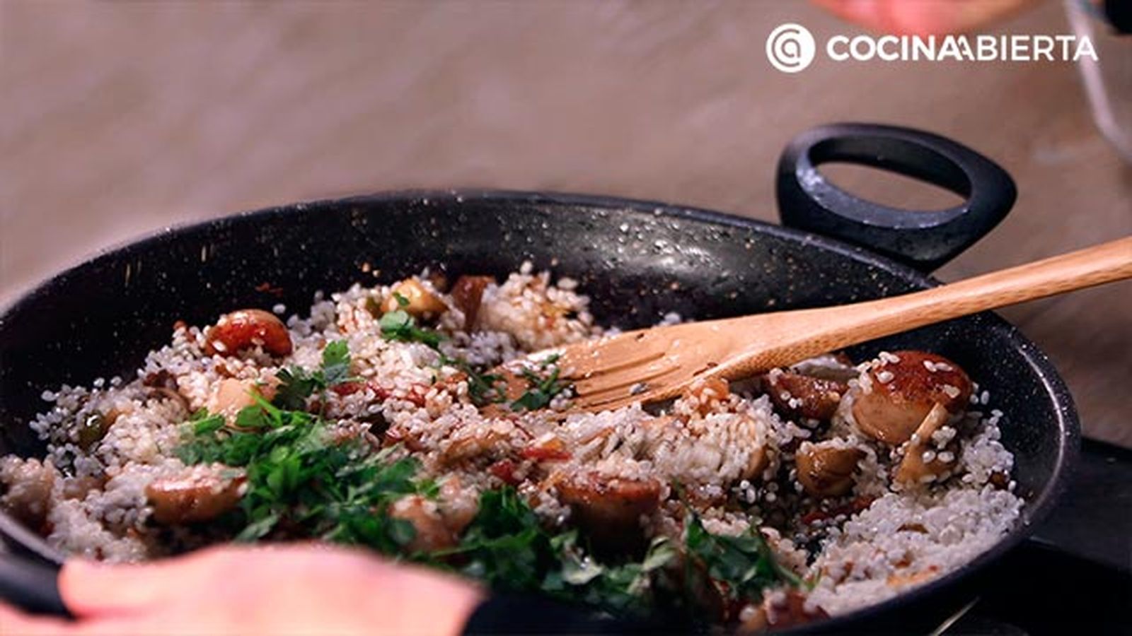 CTIS0845 receta paella montanesa paso 5 ca CTIS0845 receta paella montanesa paso 5 ca