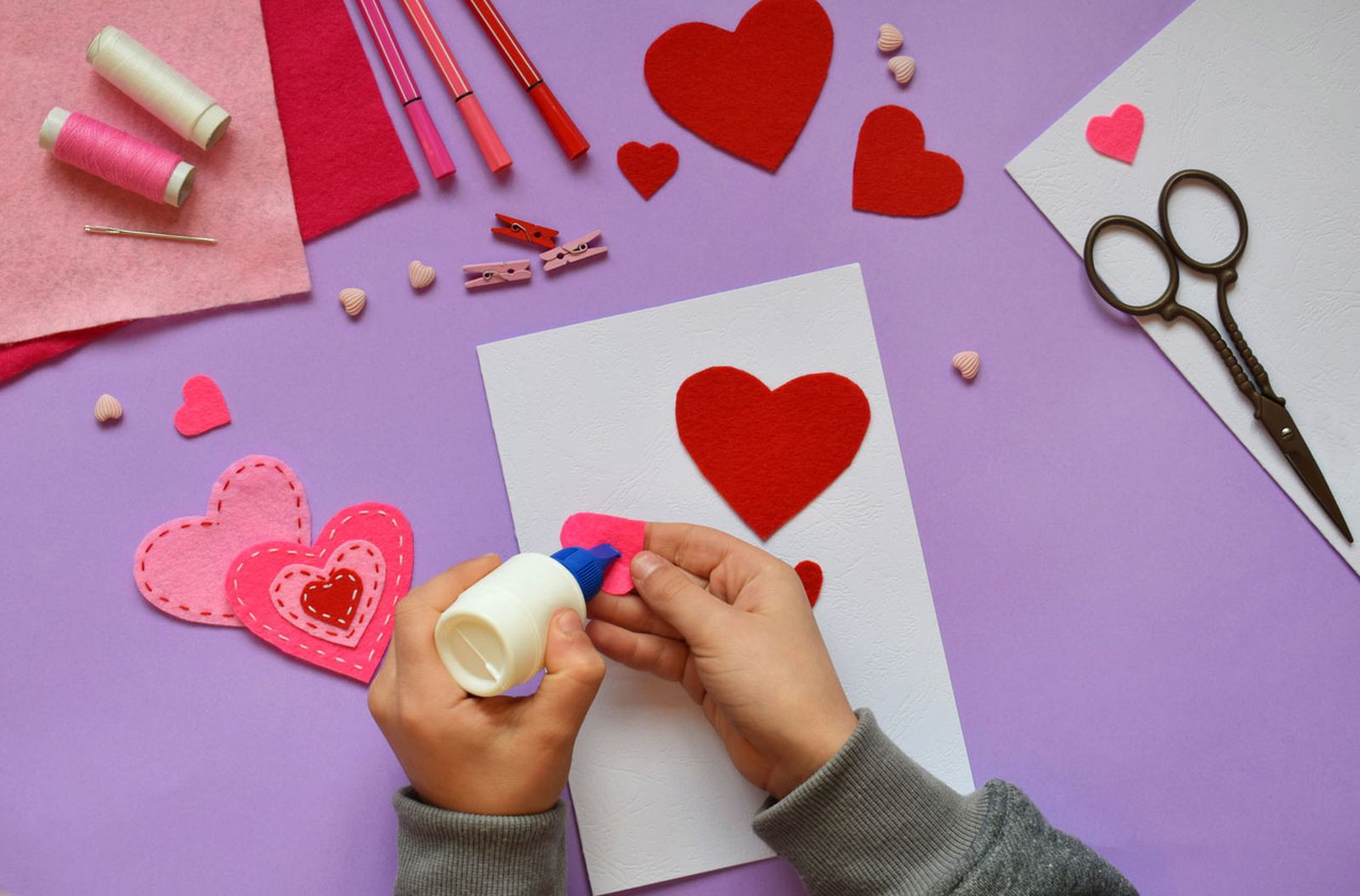 tarjeta san valentin niños tarjeta corazones de fieltro paso 1 tarjeta san valentin niños tarjeta corazones de fieltro paso 1