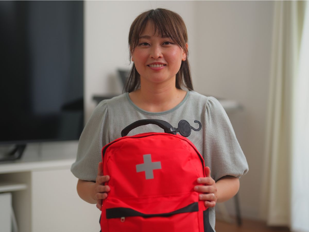 Ten tu kit de emergencia siempre preparado en una mochila y en un sitio visible