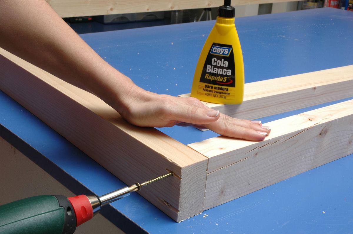 Cómo hacer un separador de ambientes con ramas paso 1