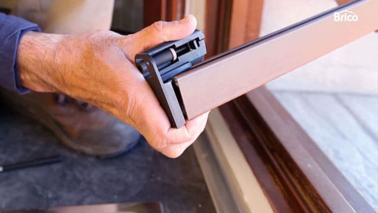 BRIC0951NV18 mosquitera ventana paso4 BRIC0951NV18 mosquitera ventana paso4
