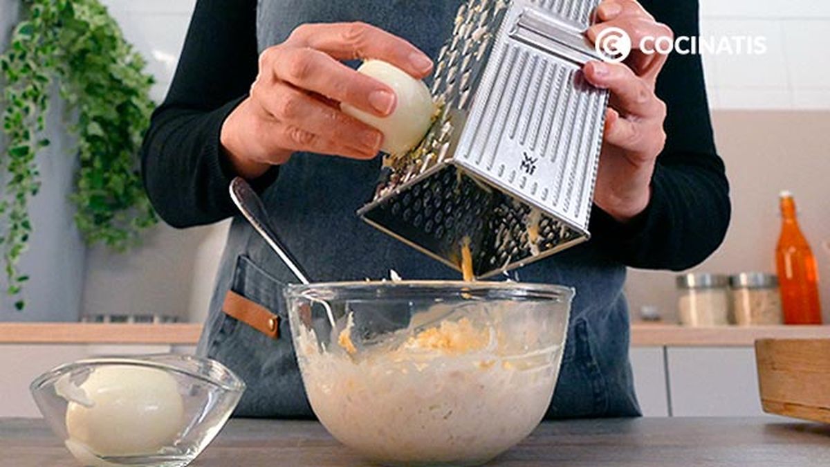 Receta de ensaladilla de atún y huevo duro  paso 4