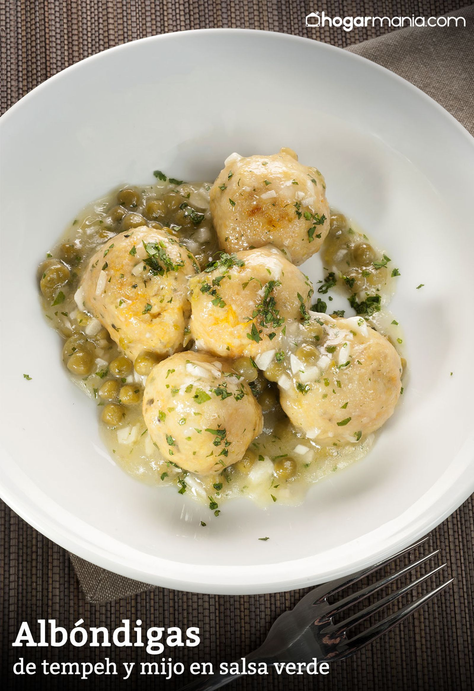 CABI0014 Zuhaitz Albondigas de tempeh y mijo en salsa verde vertical xl CABI0014 Zuhaitz Albondigas de tempeh y mijo en salsa verde vertical xl