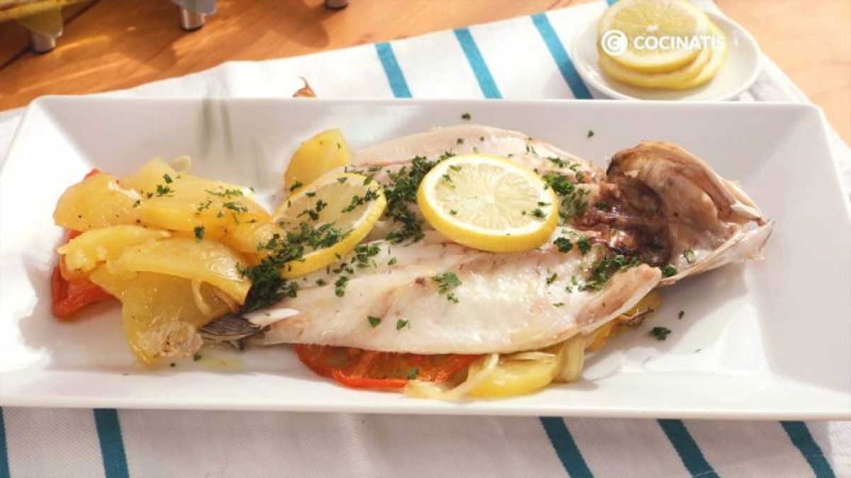 Sirve la lubina al horno