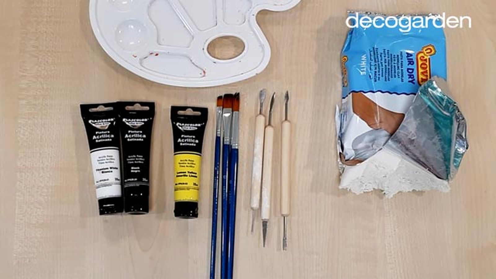como hacer una escultura de mujer con arcilla materiales