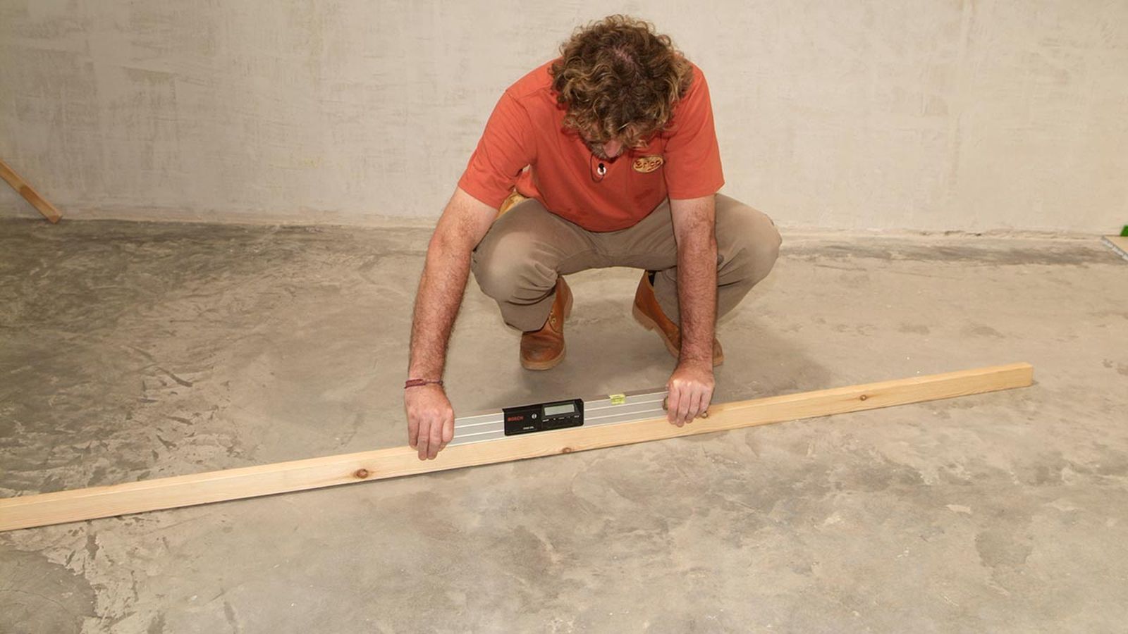 Revestir suelo con gres sin obra paso 1 Revestir suelo con gres sin obra paso 1