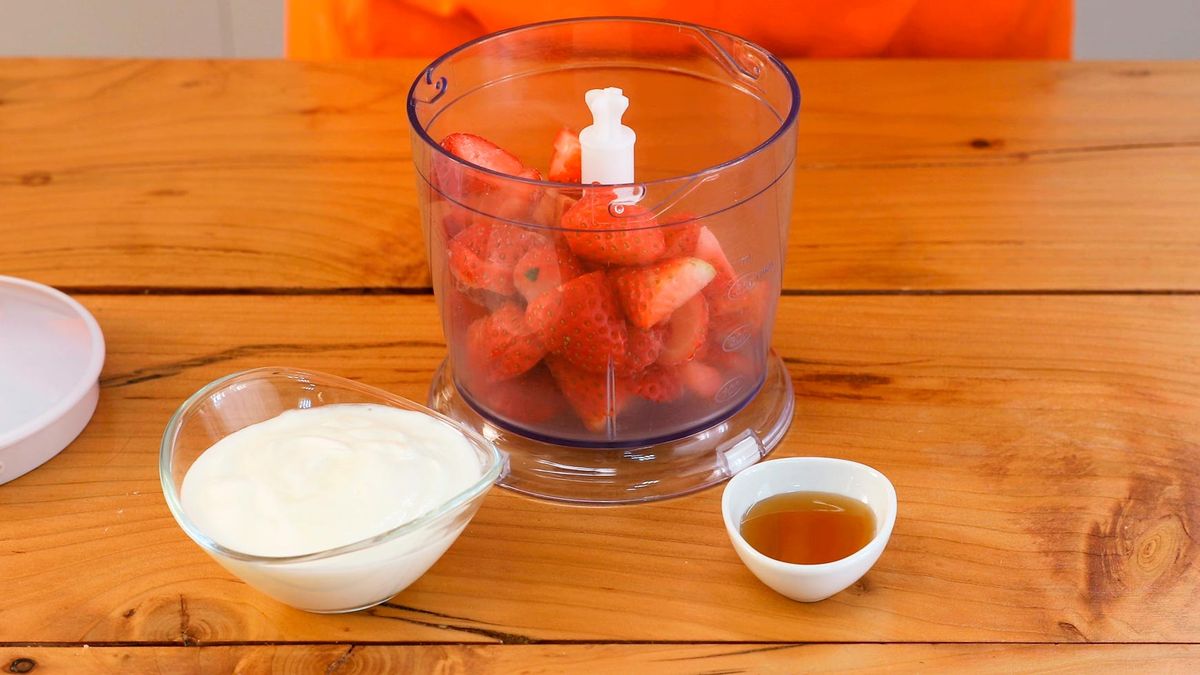 Receta de helado de fresa casero   paso 3