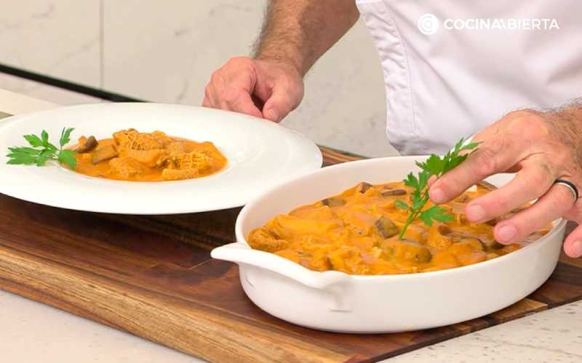 Decora con una hoja de perejil