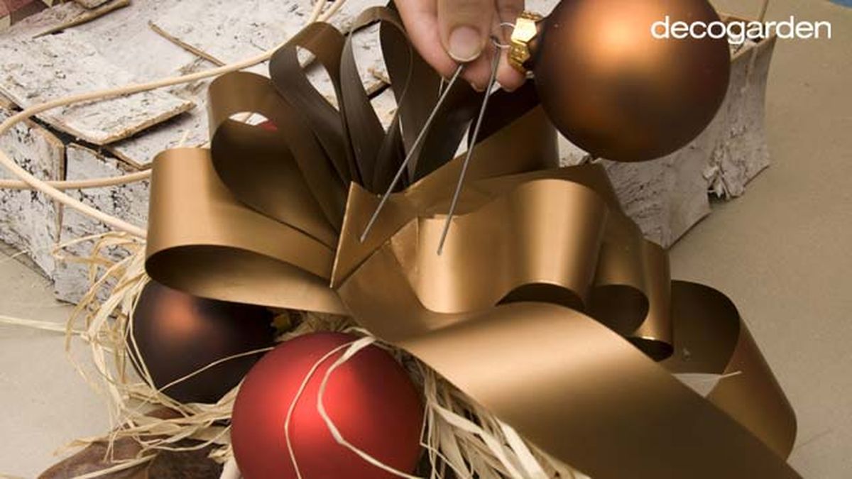 adorno navideno para decorar la pared paso 6