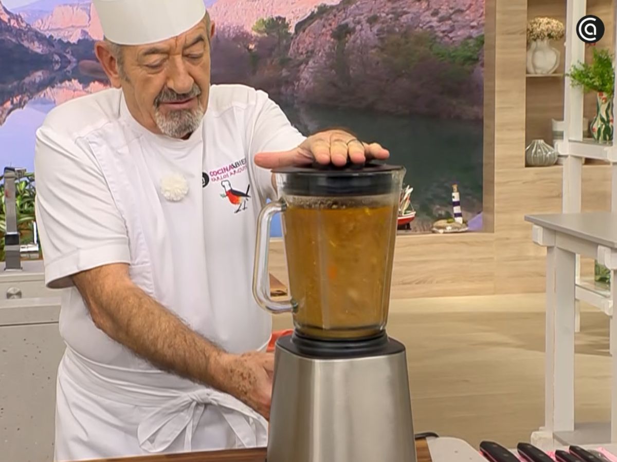 Trituramos en una batidora de vaso o manual.