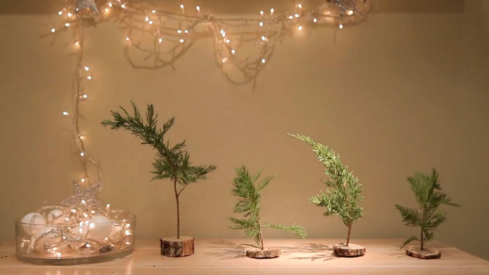 Cómo hacer un mini árbol navideño Cómo hacer un mini árbol navideño