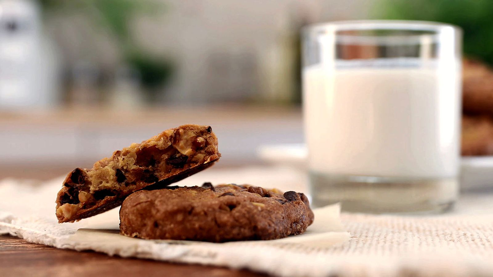 Receta de cookies de chocolate y nueces paso 7 Receta de cookies de chocolate y nueces paso 7