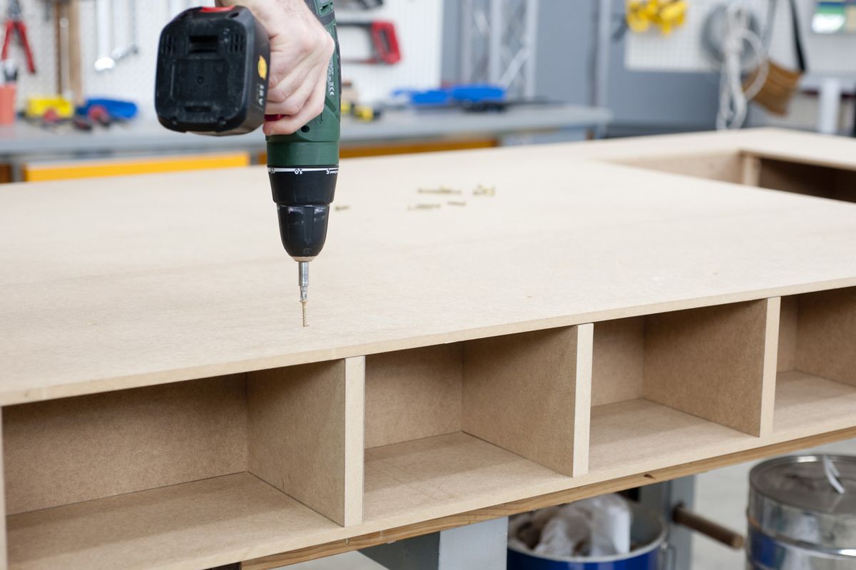 Bricomania 687 Mueble multimedia giratorio p10